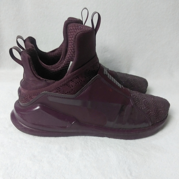 burgundy pumas women's